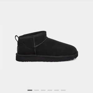 Black Ugg classic Ultra Mini